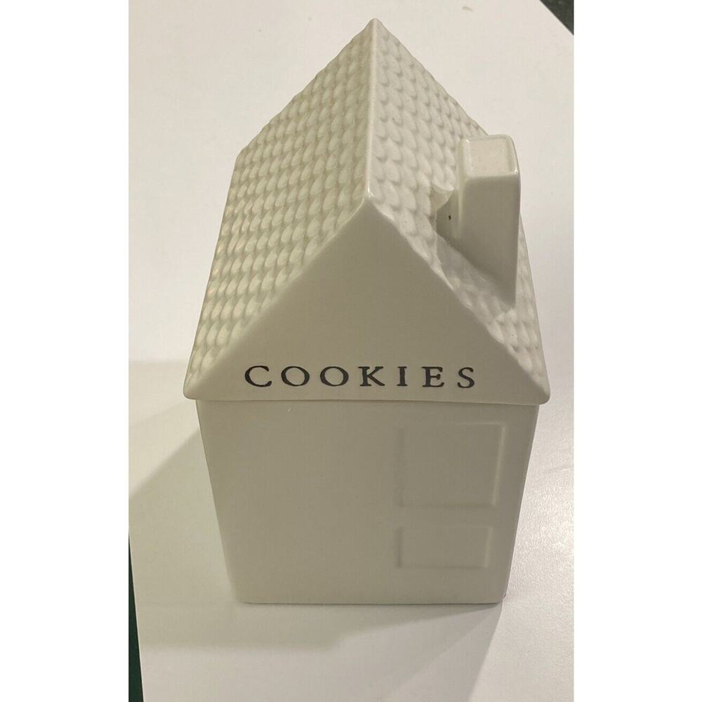 Hearth and Hand Magnolia Stoneware White House Shaped 9” Cookie Jar 2018